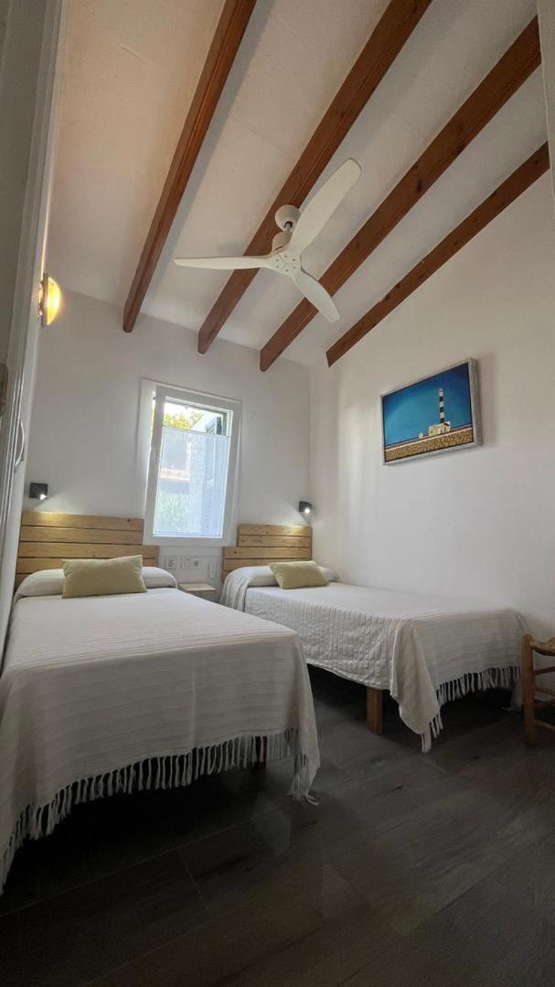 Apartamento Con Piscina Y Playa Son Xoriguer Esterno foto